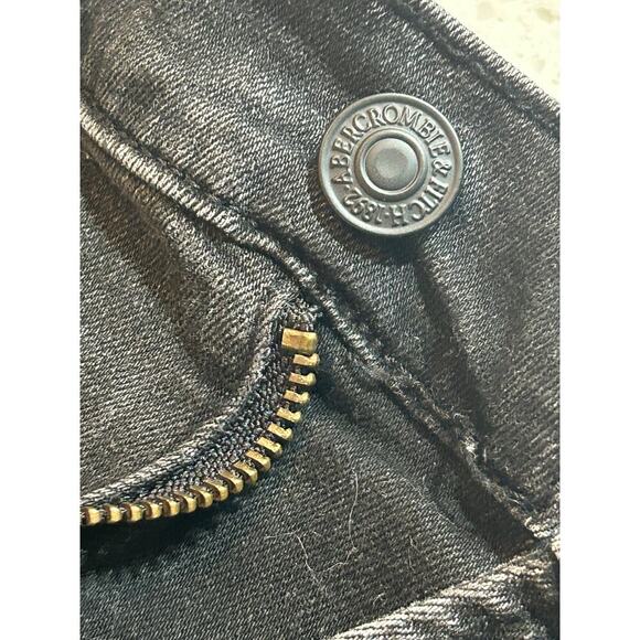 ABERCROMBIE AND FITCH BLACK DENIM HIGH RISE SHORTS WOMENS SIZE 2 - Picture 5 of 5